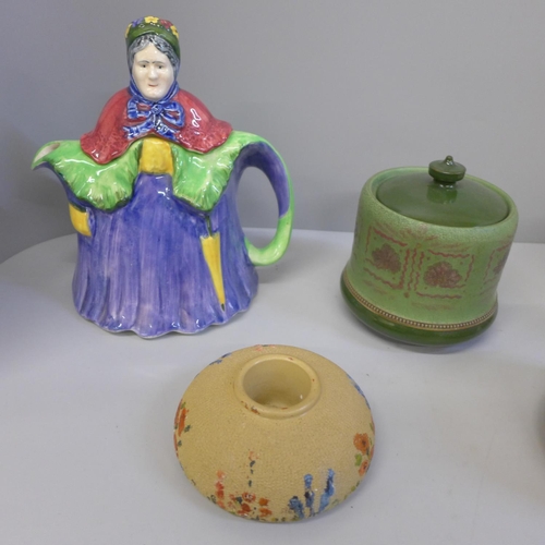 695 - Five items of pottery, including a Bretby jardiniere and Lovatts Langley jar