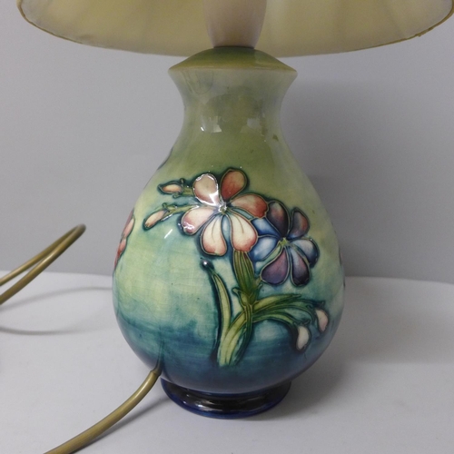 825 - A Moorcroft table lamp