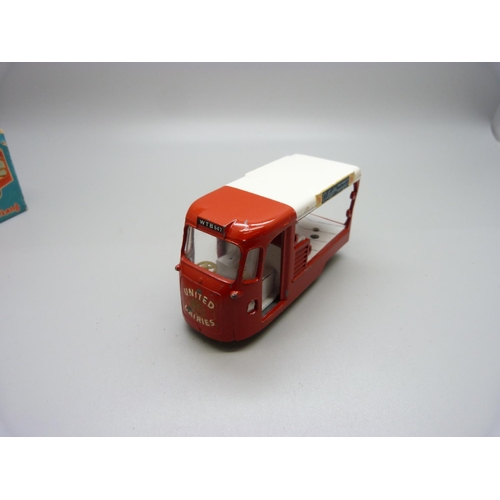 858 - A Tri-ang Spot-On diecast model vehicle; United Dairies Milk Float 122, boxed