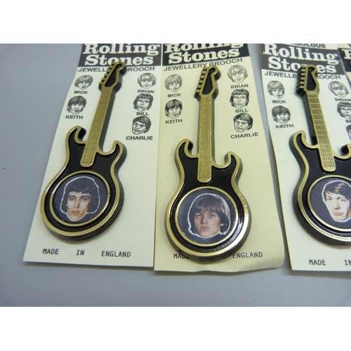 863 - Five Rolling Stones guitar brooches