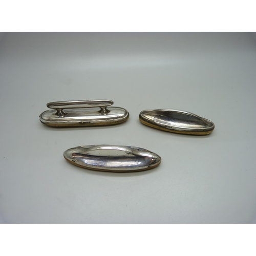 906 - Silver mounted nail buffers