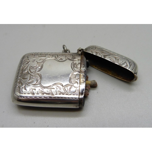 907 - A silver vesta case, engraved decoration, Birmingham 1927