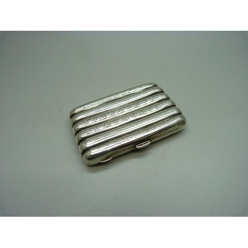 917 - A silver cigarette case, Birmingham 1909, 60g