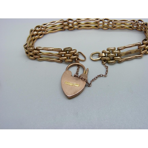 984 - A 9ct gold bracelet, 11.9g