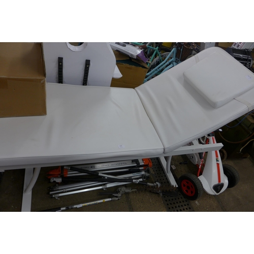 2443 - White vinyl massage/therapy table