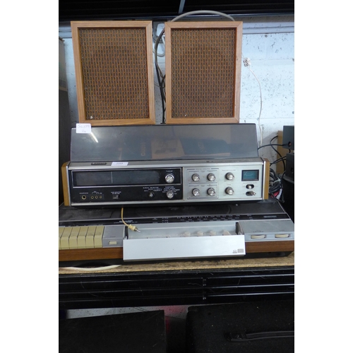 2344 - Sanyo and Sharp retro stereograms and pair of speakers