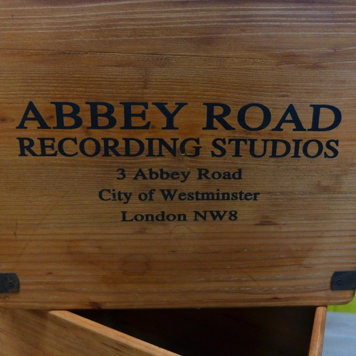 1316 - A set of wooden Abbey Road LP record storage boxes (FL3326)