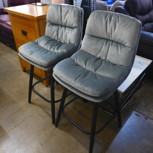 1423 - A pair of Enderson light grey plush bar stools