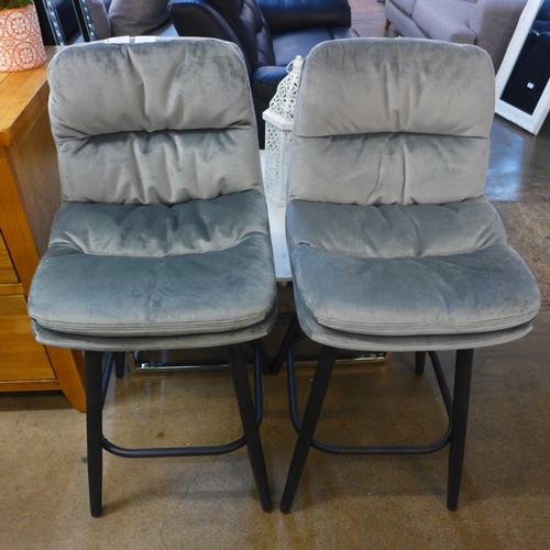 1423 - A pair of Enderson light grey plush bar stools