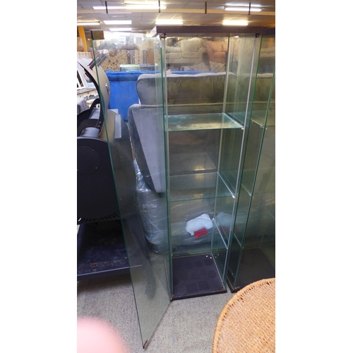 1645 - A pair of glass display cabinets