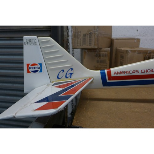 2234A - Remote control six-channel petrol-driven aeroplane - W - no remote