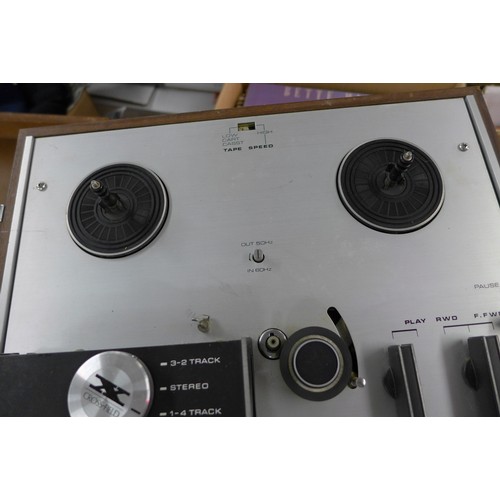 2326 - Elmo X2000SD studio reel to reel recorder, microphone and lid