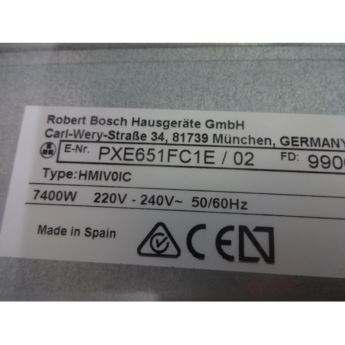 3076 - Bosch Flexinduction 4 Zone Hob *This lot is subject to VAT