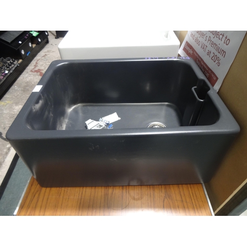 3121 - Black Belfast sink * This lot is subject to vat