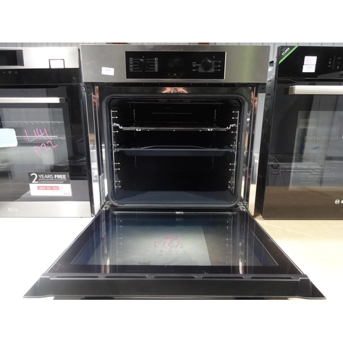 3139 - Miele Single Oven - H579xW554xD547  - model no H 2860 BP , Original RRP £999.17 inc. vat (376-117 ) ... 