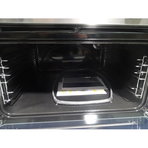 3151 - Zanussi Double Electric Oven - Stainless Steel (381-18) * This lot is subject to VAT