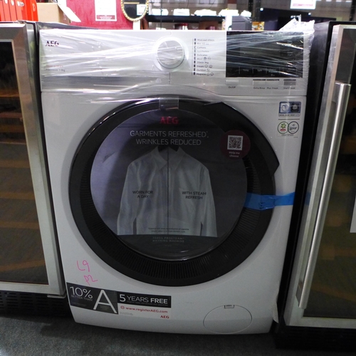 3204 - AEG 7000Series Prosteam Washing Machine (376-9 )  * This lot is subject to vat