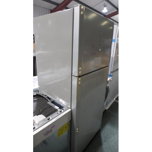 3216 - Samsung 70/30 Fridge Freezer, original RRP £400 inc. VAT (381-166) * This lot is subject to VAT