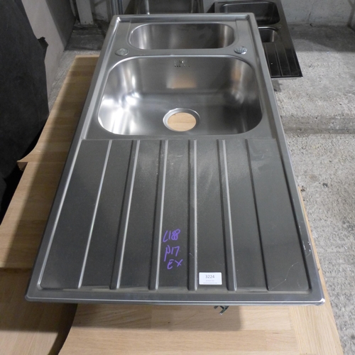 3224 - 1.5 stainless steel sink -* This lot is subject to vat