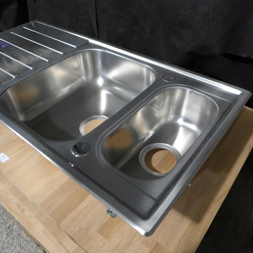 3224 - 1.5 stainless steel sink -* This lot is subject to vat