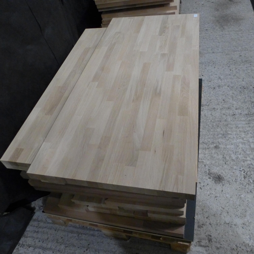 3233 - Pallet Of Misc Solid Oak Off Cuts * This lot is subject to VAT