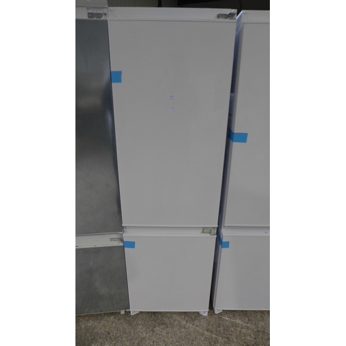 3281 - Zanussi 70/30 Frost Free Fridge Freezer (H1772xW540xD549) - model:- ZNHN18FS1, RRP £566.66 inc. VAT