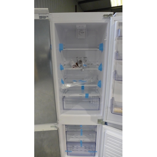 3281 - Zanussi 70/30 Frost Free Fridge Freezer (H1772xW540xD549) - model:- ZNHN18FS1, RRP £566.66 inc. VAT