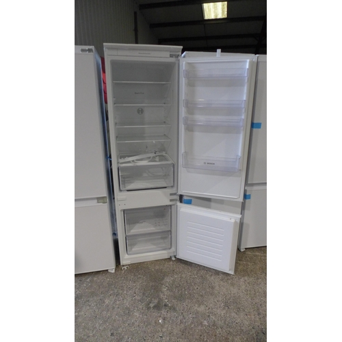 3282 - Bosch H1772xW541xD548 Integrated 70/30 Fridge Freezer