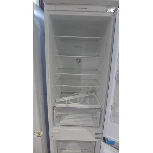 3282 - Bosch H1772xW541xD548 Integrated 70/30 Fridge Freezer