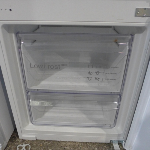 3282 - Bosch H1772xW541xD548 Integrated 70/30 Fridge Freezer