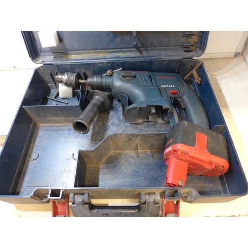 2022 - Boschhammer SDS drill with battery in case