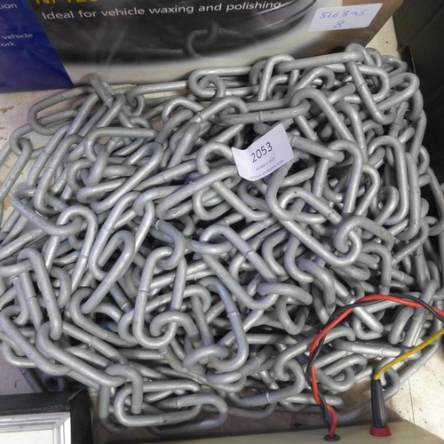 2053 - Approx 12 mtr length of 40mm galvanized chain