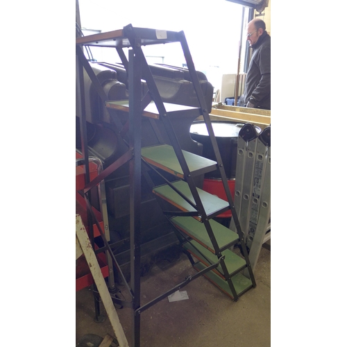 2170 - 5ft tall metal and wood ladder display stand