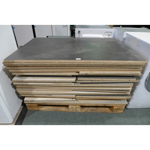 3184 - A pallet of MDF boards  * This lot is subject to vat