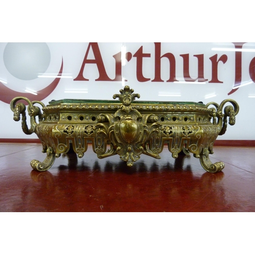 332 - A 19th Century French ormolu centrepiece