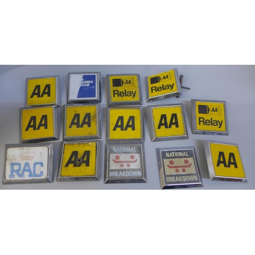 667 - Fourteen AA, RAC National Breakdown badges