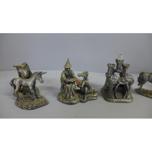 795 - Six Myth and Magic figures, boxed