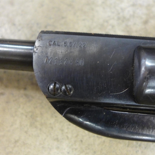 834 - A Mod 35 .22 air rifle, marked 'Original'