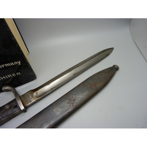 841 - A WWI German bayonet with scabbard and a book - Rise & Fall of the Third Reich