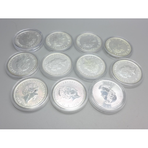 886 - Eleven silver 1oz coins