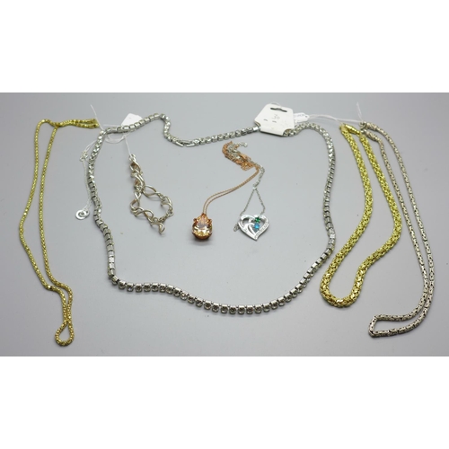 892 - A paste necklace and silver and silver gilt jewellery