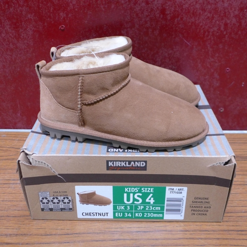 3115 - Pair of children's chestnut Shearling boots, UK size 3 * this lot is subject to VAT