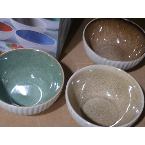 3008 - Laurie Gates Ceramic Bowl Set 6Pc   (283-196) * This lot is subject to VAT