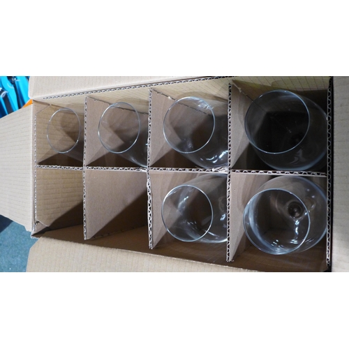 3009 - C&S Wine Glasses (55cl) (283-10) * This lot is subject to VAT