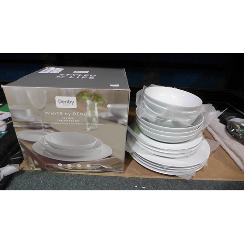 3017 - Denby White Porcelain Dinnerware   (283-9) * This lot is subject to VAT