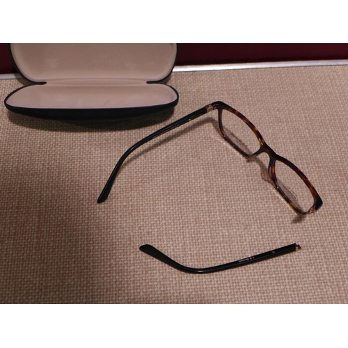 3064 - Scosche MagicMount Pro Chg4 and LK Bennett Plastic Glasses (283-91,63) * This lot is subject to VAT