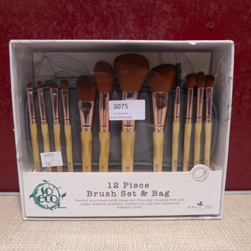 3075 - So Eco Makeup Brush Set   (283-471) * This lot is subject to VAT