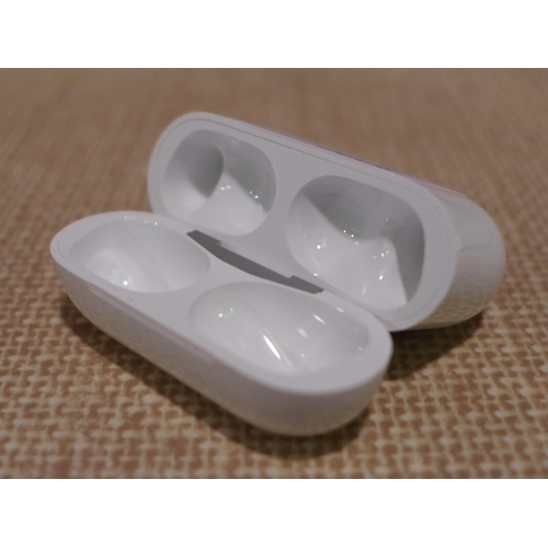 3092 - Apple Airpods Pro 2nd Gen (model:- MQD83ZM/A), original RRP £189.99 + VAT (283-54) * This lot is sub... 