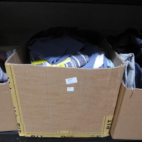 3177 - Box of mixed sized ladies clothing