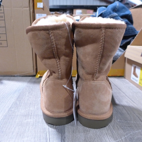 3215 - Pair of K/S ladies Shearling boots (Tan/size 7)